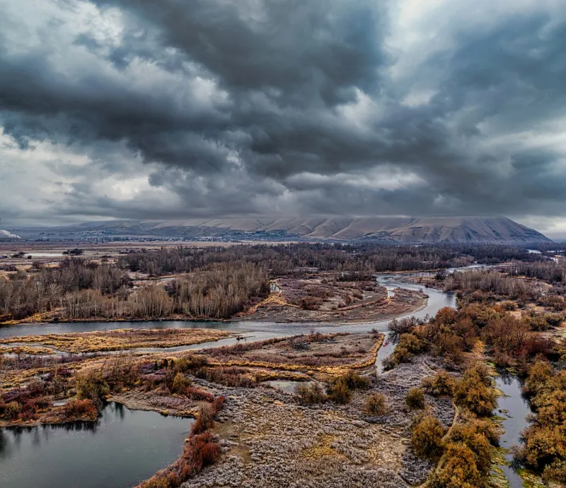 What the Land Remembers: Why America's Most Discerning Buyers Are Choosing Terrain Over Prestige